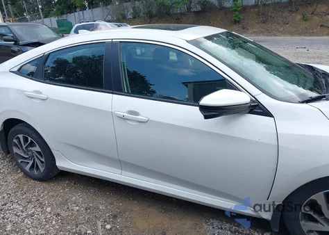 2018 Honda Civic Ex z USA, uszkodzony, nr VIN 19XFC2F71JE208141